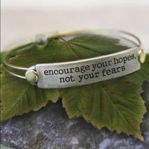 3/25✨Sweet Romance Bracelet